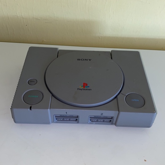 3 Sony PlayStation 1 Game Consoles